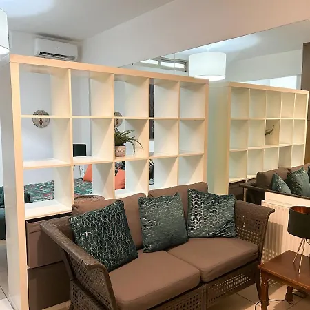 Cozy Near Shops & Universities * 니코시아